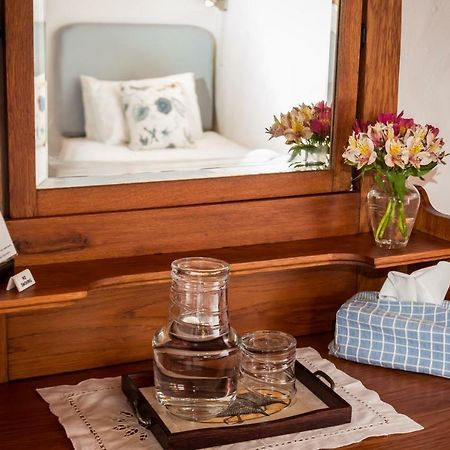 Jenny'S Guest House Grahamstown Esterno foto