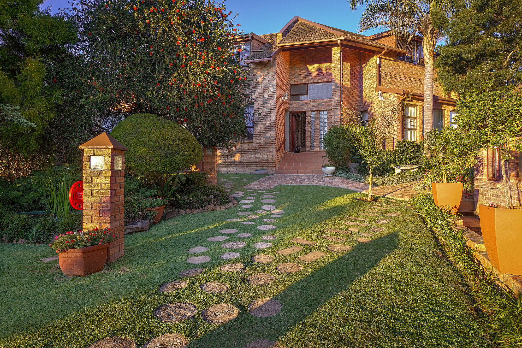Jenny'S Guest House Grahamstown Esterno foto
